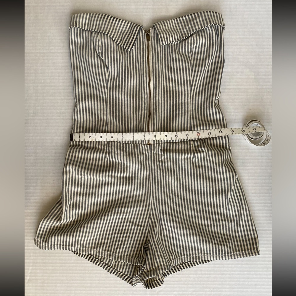 Current Elliot Carnival Stripe 50’s Bathing Romper Size 2 - Picture 11 of 15